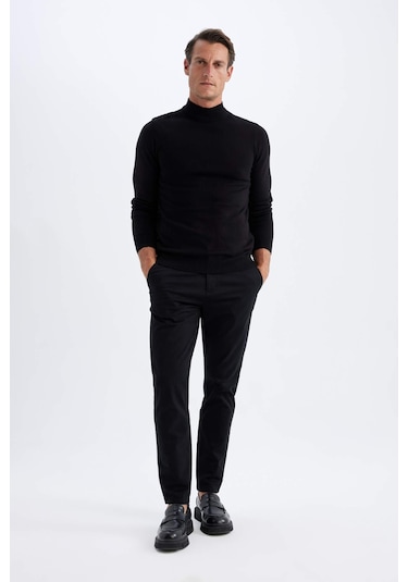 DeFacto Siyah Slim Fit Dar Kesim Yarım Balıkçı Yaka Basic Düz Triko Kazak R1127AZ24WNBK27 DeFacto Siyah Slim Fit Dar Kesim Yarım Balıkçı Yaka Basic Düz Triko Kazak R1127AZ24WNBK27