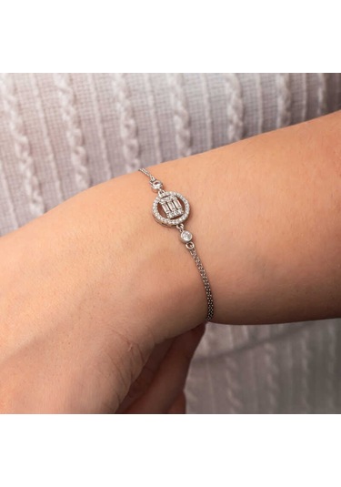 Gümüş Yuvarlak Baget Taşlı Kadın Bileklik Gümüş