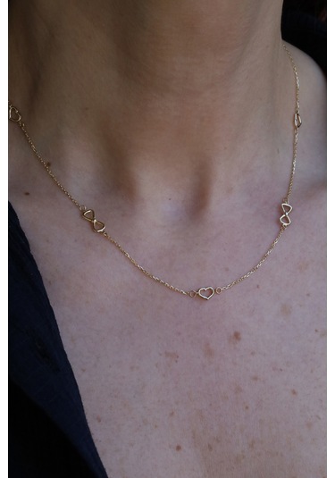 14 Ayar Altın Sıralı Kalp Ve Kurdeleli Kolye Sarı Altın