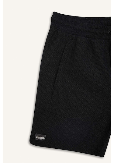 DeFacto Slim Fit Dar Kesim Dar Paça Şort W7965AZ25SMBK81