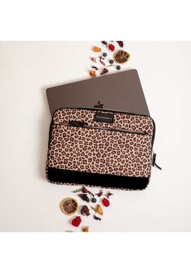 Earthy Leopard 13 İnç Laptop / Macbook Uyumlu Kılıf Kahverengi - Sarı