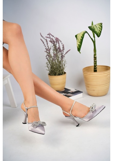 GİMER - Kadeh Ökçeli Arkası Açık Gümüş Saten Taşlı Kadın Stil...