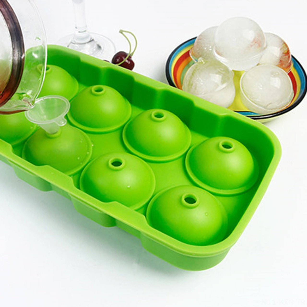 Kosona Yeşil 8 Hücre Silikon Buzluk, Geri Kullanalabilir, Kapağı Var, Kolay Buz Çıkarımı, Kokteyl Ve Kahve İçin Çok Renkli