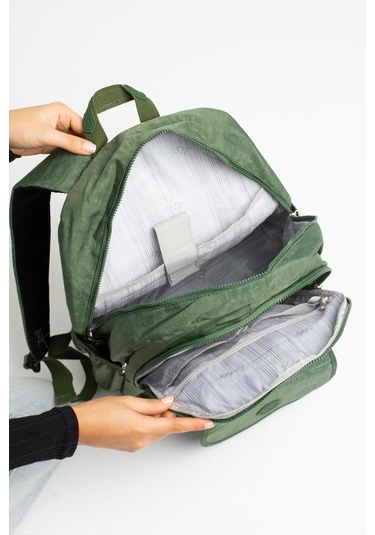Ultra Hafif Çok Cepli Su Geçirmez Sırt Çantası Unisex Yeşil Model:571-2a - Yeşil