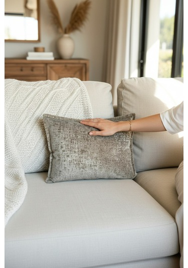 Kırlent İthal Kadife Kumaş 3'lü Set - Yumuşak Dokulu Dekoratif Özel Tasarım Kırlent Kılıfı Bej