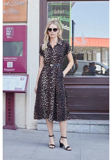 Kadın Desenli Yakalı Düşük Omuzlu Duble Kol Kemerli Midi Boy Elbise Deri Kemer Dahil -leopar Leopar