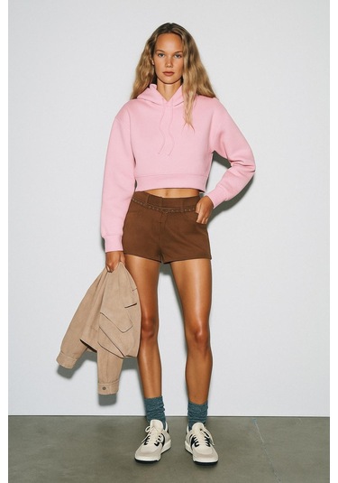 Üç İplik Kapüşonlu Crop Sweat Pembe