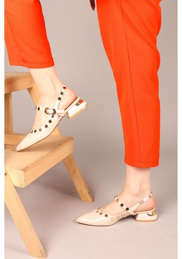 Feles Sarı Pul Detaylı Arkası Açık Kadın Babet Ayakkabı Ten