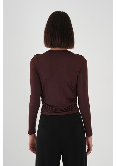 Alexandergardı Degaje Yaka Dökümlü Bluz Kahverengi