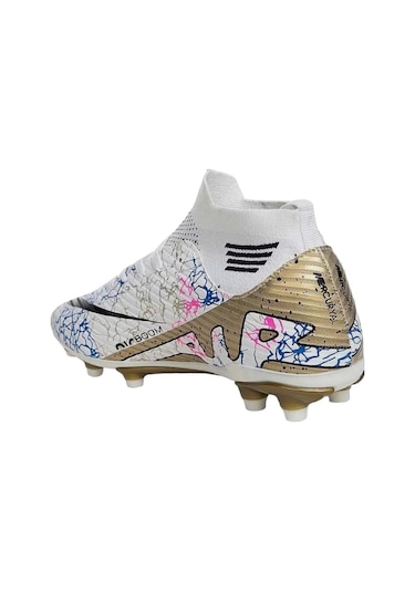 Çoraplı Bilekli Boğazlı Krampon Futbol Ayakkabısı Beyaz - Altın Beyaz - Altın