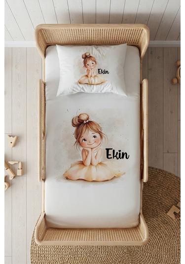 %100 Pamuk Saten İsme Özel İsimli 100x200 Tek Kişilik Lastikli Çarşaf Seti Küçük Kız Beyaz