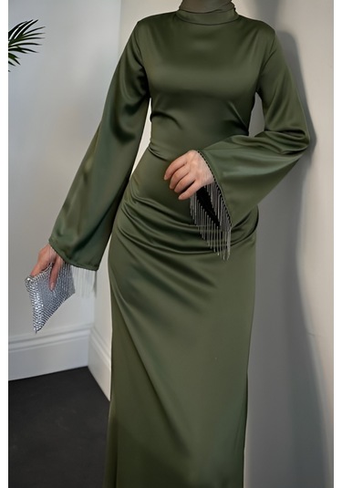 Kolları Zincirli Tesettür Yeşil