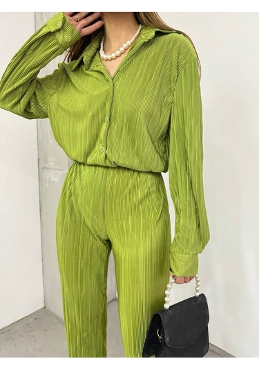 Bayrama Özel Kadın Düşük Omuz Salaş Gömlek Ve Yırtmaç Detay İspanyol Paça Pantolon Yeşil