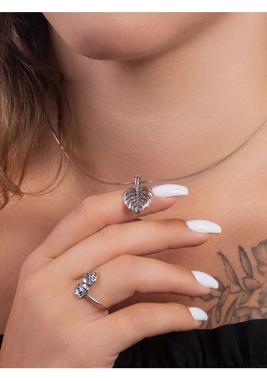 Lucente 925 Ayar Gümüş Monstera Yaprağı Kolye 215007326