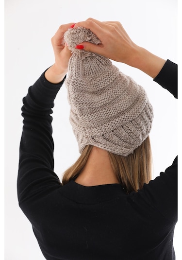 Kadın Kalın Taş Örgü Ponponlu Bere Taş