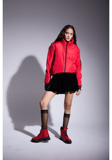 Freemen Kadın Kırmızı Astarlı Dik Yaka Mevsimlik Su Ve Rüzgar Geçirmez Mont Kırmızı