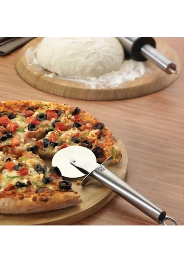 Korkmaz A516 Twisty Pizza Dilimleyici Gümüş