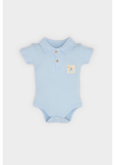 DeFacto Erkek Bebek Yenidoğan Polo Yaka Baskılı Waffle Kısa Kollu Çıtçıtlı Body E7935A525SMBE343 Mavi