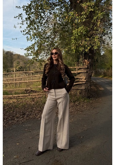 Kahverengi Fiyonk Boncuk Detaylı Hırka - 251072 Kahverengi