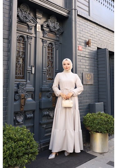 Kadın Kahve Küçük Kareli Kat Kat Kuşaklı Uzun Gofre Kumaş Tesettür Elbise 0220 Kahve