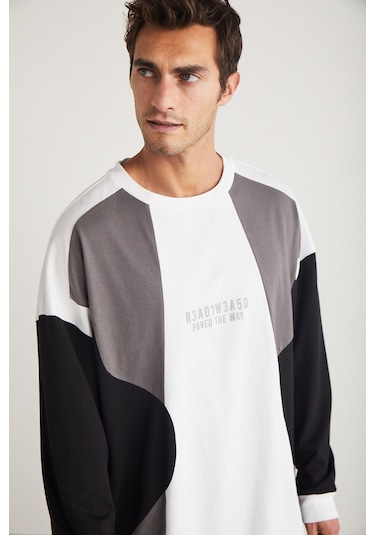 Grimelange Melvin Erkek Bisiklet Yaka Baskı Detaylı Uzun Kol Beyaz Sweatshirt Grimelange Melvin Erkek Bisiklet Yaka Baskı Detaylı Uzun Kol Beyaz Sweatshirt
