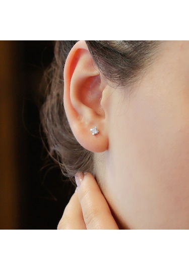 Lova 0.25 Karat Pırlanta Tektaş Küpe - 3010001