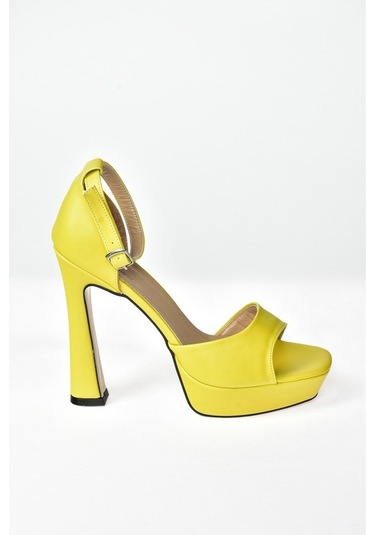 Fox Shoes Sarı Platform Kalın Topuklu Kadın Ayakkabı K404580109