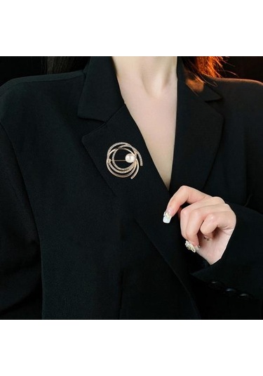 Gümüş Kadın Broş Pin Sahte İnci Taklidi Zarif Kazak Şal Atkılar Klip Göğüs Pin Charm Elbise Dekorasyon Giyim Süsleme Düğün Parti Takı Gümüş