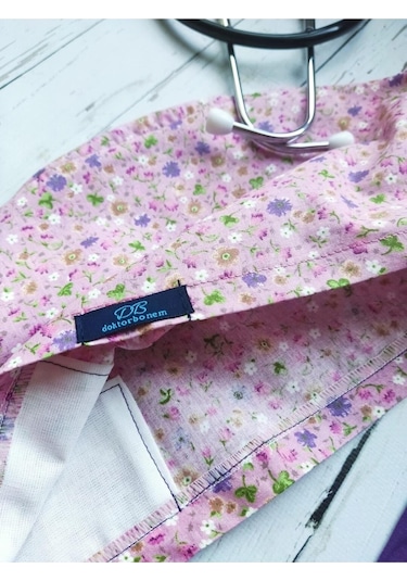 Tesettür Gülkurusu Çıtır Çiçek Desenli Cerrahi Bone Doktor Hemşire Sağlıkçı Bonesi Geniş Kesim