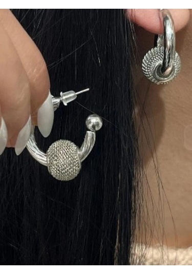 Kafes Top Geçirillmiş Halka Çelik Küpe Gümüş