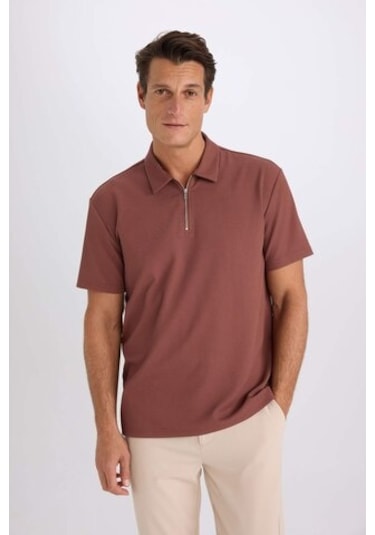 DeFacto Regular Fit Polo Yaka Yarım Fermuarlı Kısa Kollu Pilise Tişört B7355AX25SPBN329