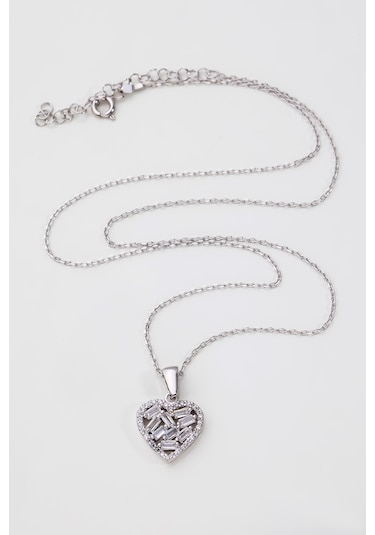 So Chic Baget Taşlı 18 Ayar Beyaz Altın Kaplama 45 Cm Gümüş Kalp Kolye Rodyum
