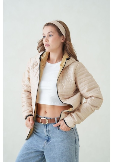 İçi Astarlı Su Ve Rüzgar Geçirmez Cepli Kapüşonlu Kadın Mont Bej