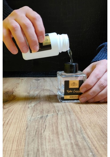 Esved Kabe Örtüsü Kokusu Yedek Dolum Şişesi 100 ML