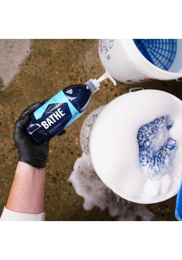 Gyeon Q²m Bathe Ph Nötr Cilalı Oto Şampuanı - 1000 Ml -yüksek Kon