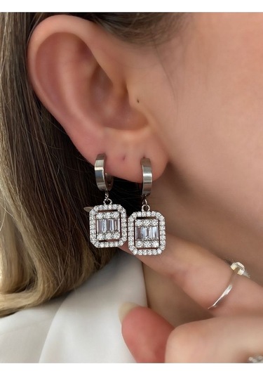 Baget Zirkon Taşlı Çelik Kararmaz Küpe Çifti Altın