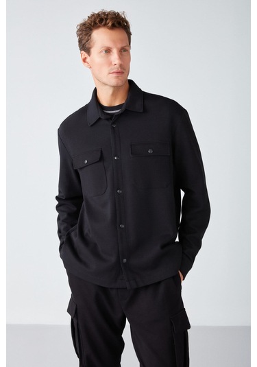 Maze Erkek Özel Dokulu Kalın Kumaşlı Cepli Çıtçıtlı Siyah Ceket