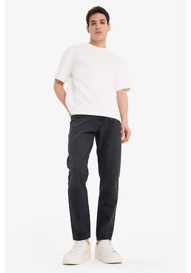 DeFacto %100 Pamuk 90's Slim Fit Dar Kalıp Yüksek Bel Dar Paça Jean Pantolon D6612AX25SPNM40