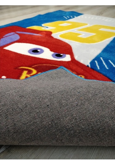 Disney Halı Çocuk Odası Halısı D144Mcqueen Araba 100X150 Cm Çok Renkli