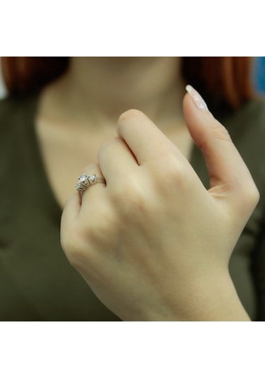 Lova 0,32 Karat Pırlanta Tria Yüzük - 1050227