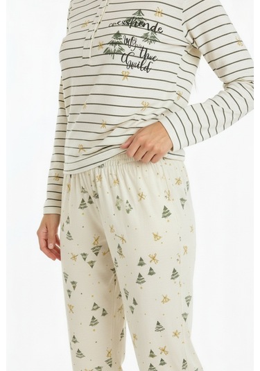 Üstü Yazılı Altı Çam Ağacı Desenli Elite Viscose Pijama Takımı Uzun Ekru 3568 Bej