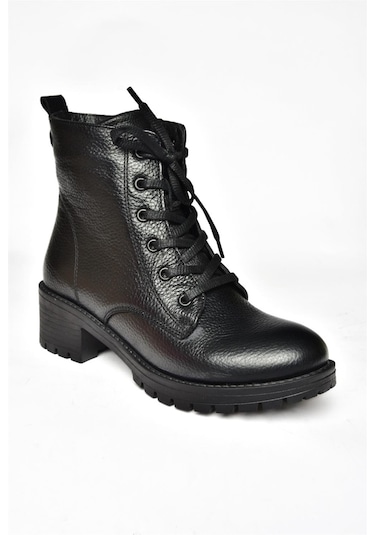 Fox Shoes R555054103 Siyah Hakiki Deri Alçak Tabanlı Kadın Postal Bot Siyah