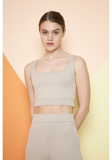 Yeşil Fitilli Kare Yaka Esnek Örme Crop Büstiyer Atlet Bej