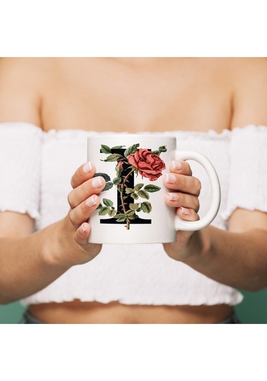 I Baş Harf Kırmızı Güller İle Sarılı Bardak 330 Ml Kişiye Özel Çiçekli Hediye Beyaz