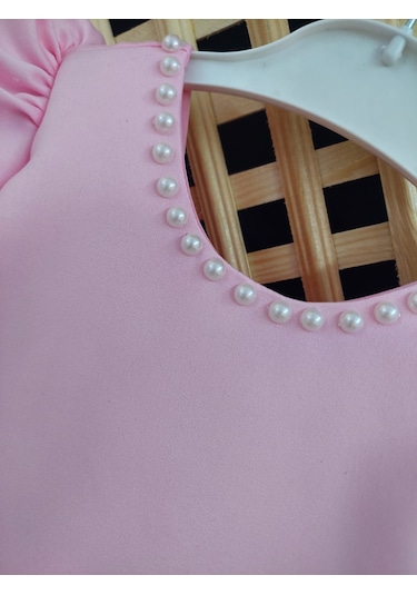 Yakası İncili Pembe Elbise Pembe