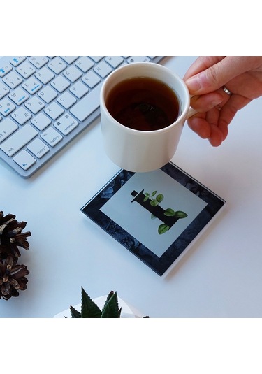 Decorita Cam Bardak Altlığı İ Harfli Tasarım 4'lü Takım 10 x 10 CM Çok Renkli