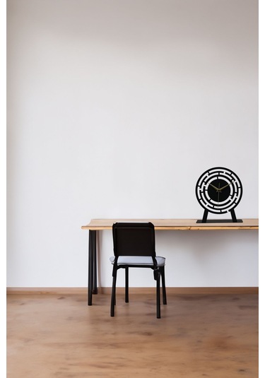 Labirent Model Metal Lazer Kesim Akar Sessiz Mekanizmalı Masa Saati Siyah