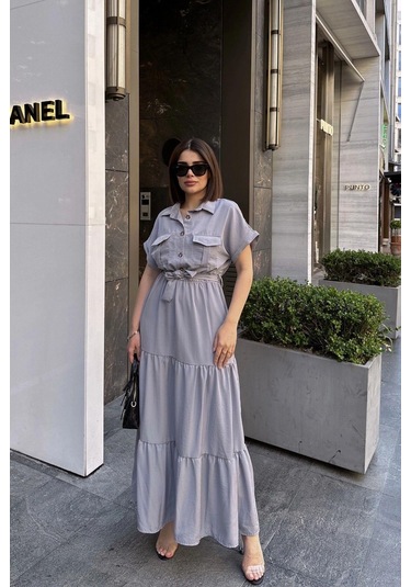 Gri Kısa Kol, Airobin Kumaş, Yarım Patlı, Kemerli/kuşaklı, Eteği Pliseli, Cepli Maxi Uzun Elbise Gri
