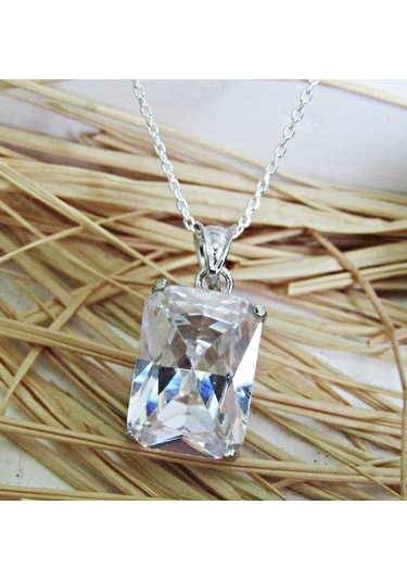 Lilahgümüştr Gümüş Baget Beyaz Taşlı Kadın Kolye