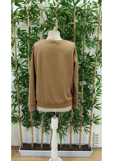 Sensuelle Kadın Uzun Kollu Bisiklet Yaka Geyik Desenli Viskon Iki Iplik Bluz Bej